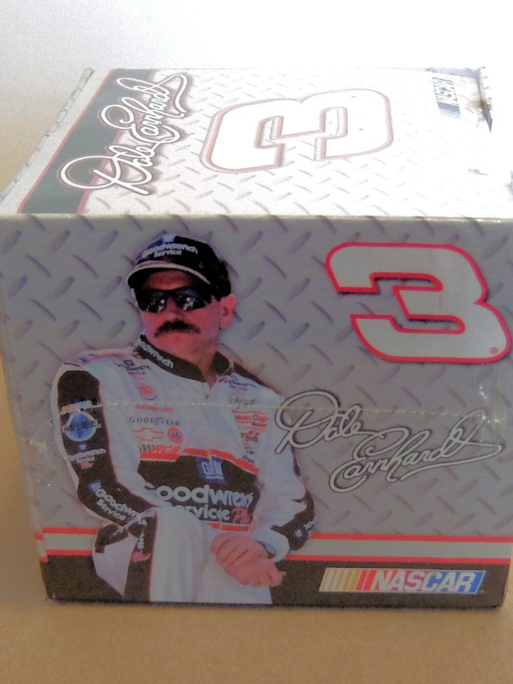 Dale Earnhardt #3 NASCAR 2003 Personal Note Cube - Sealed Packaging!